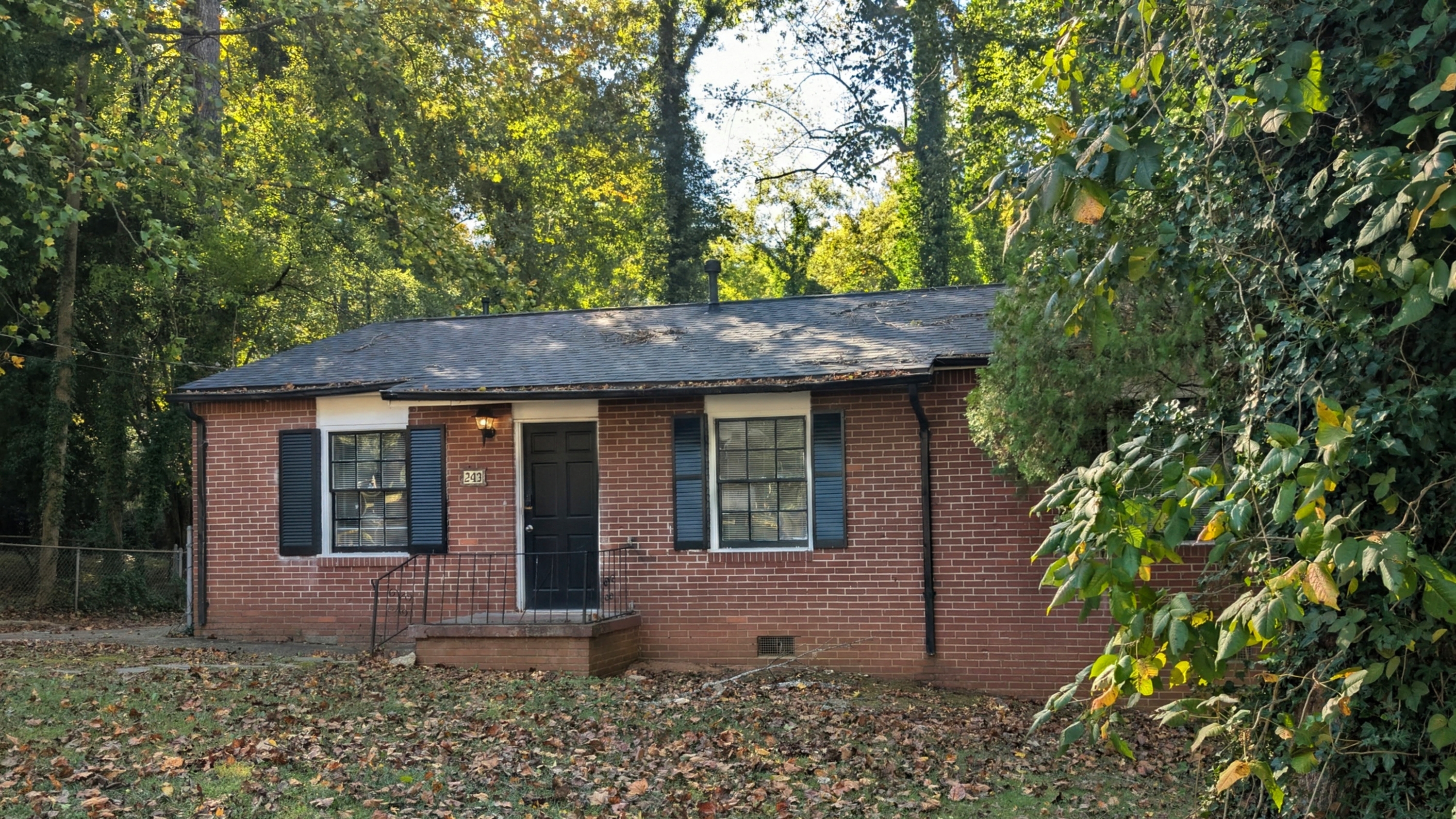 Property main image